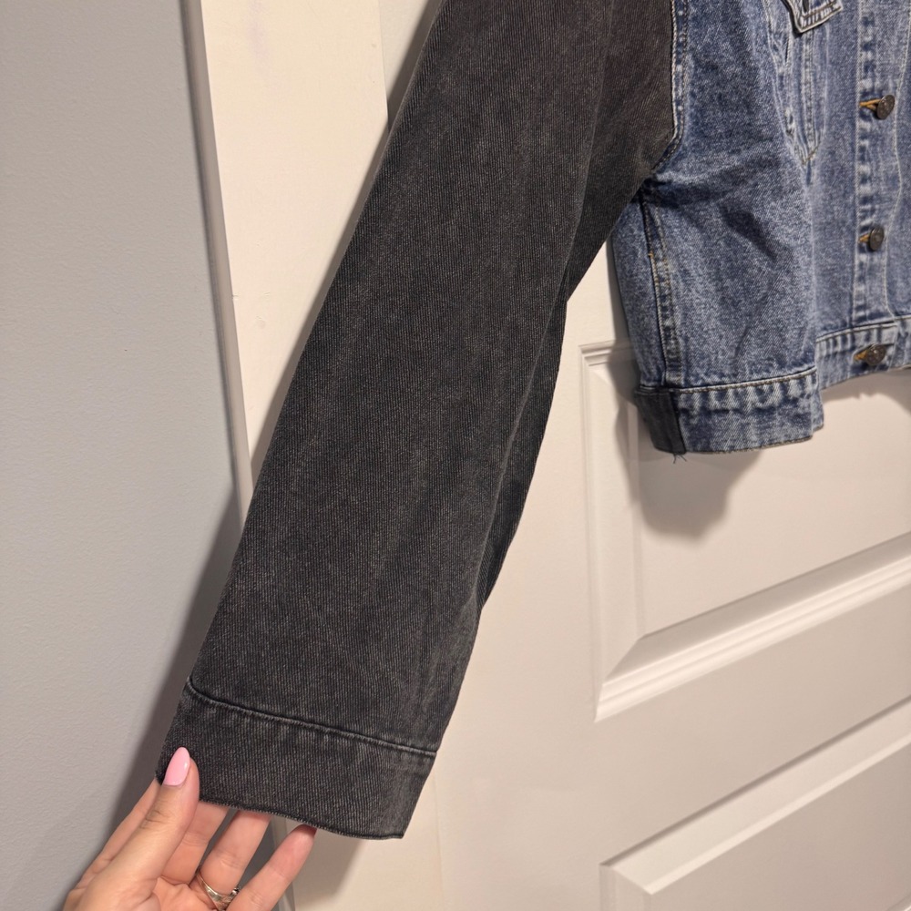 Mustard Seed Two Tone Denim Jacket Medium Blue Black Contrast Sleeve NWT - Picture 4 of 10